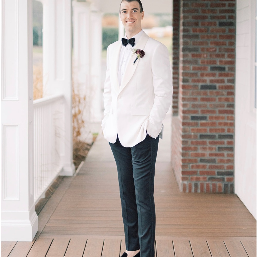 White (Ivory) Tuxedo Dinner Jacket - Capstone Italian Wool Tux Jacket 40L Slim